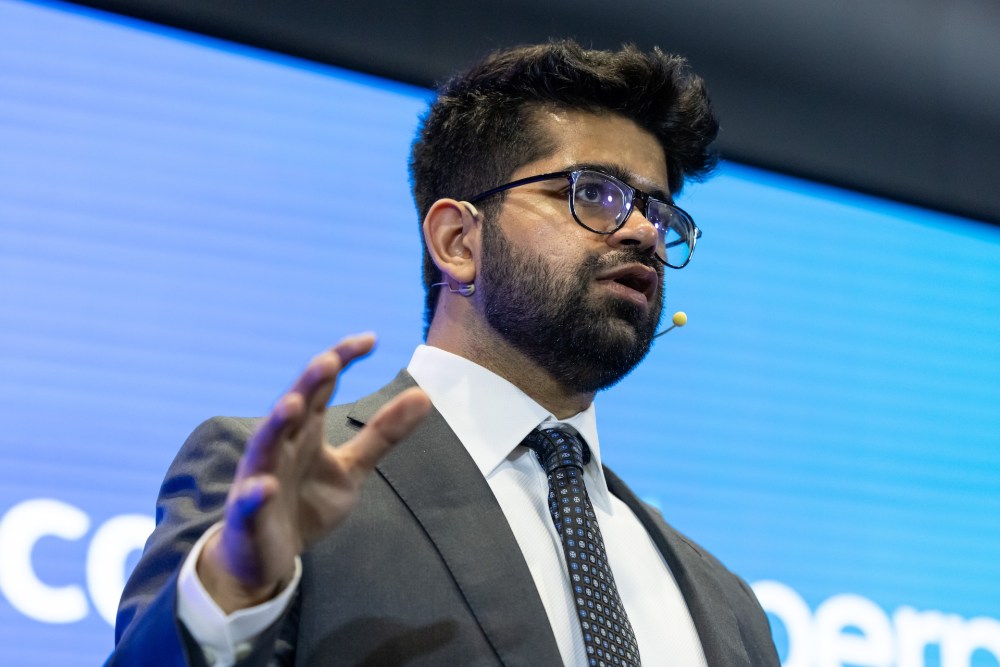 Tribune Takes on AI: Perplexity Faces Copyright Fire