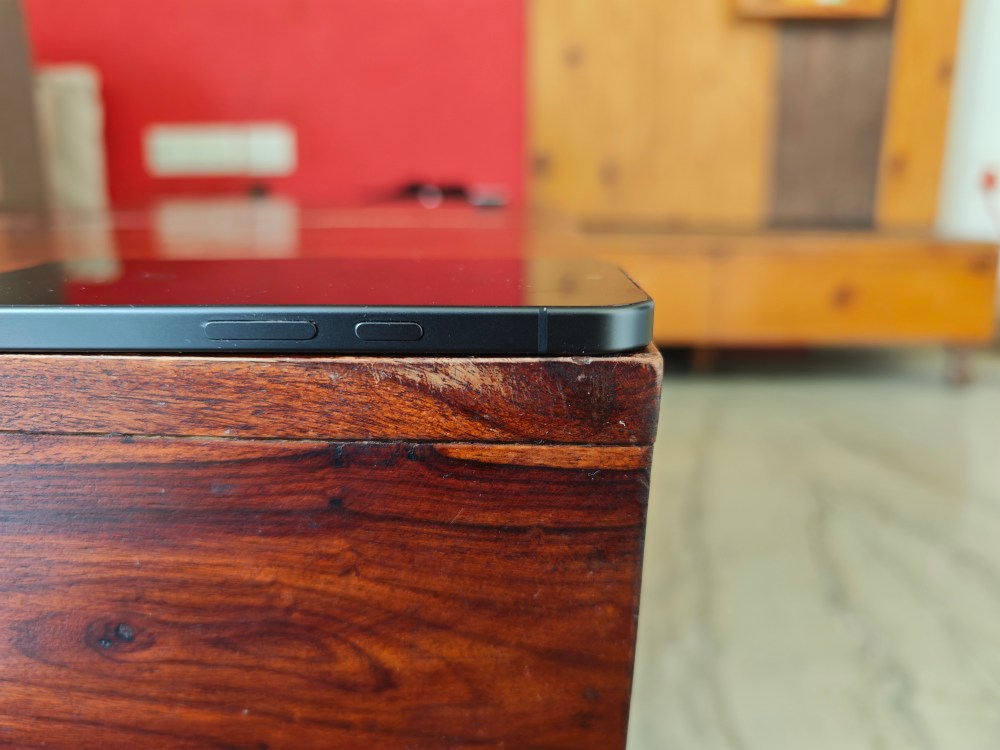 Hustlerwords 4 The Pixel 10a's Secret Weapon: No Camera Bump!