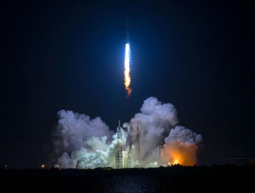 Blue Origin's $10B Bet: New Glenn, New Frontier?