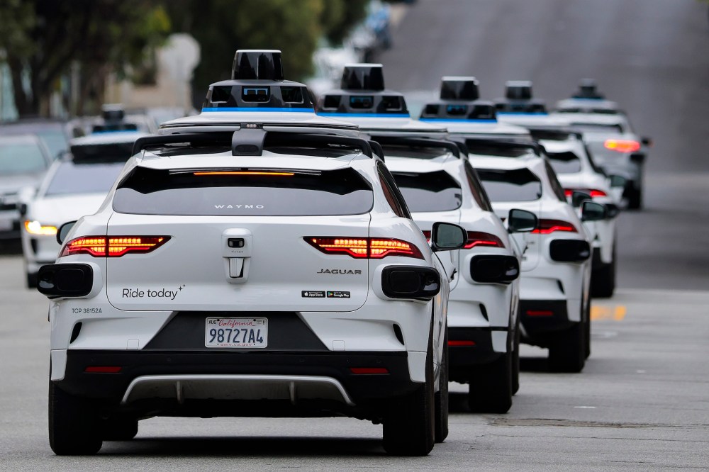 SF Robotaxis Hit by Power Grid Shockwave!